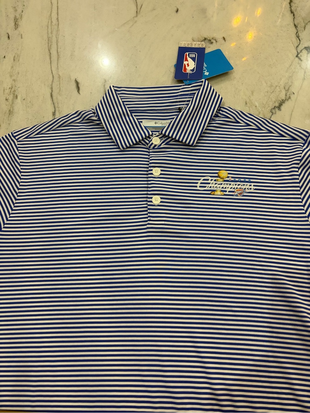 BRAND NEW W/TAGS Columbia Men's Navy & White Striped Polo with OKC Thunder logo